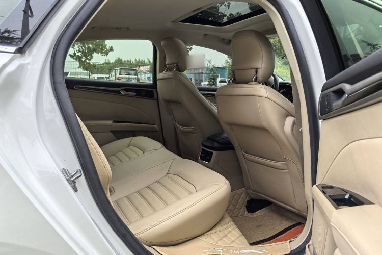 Used Ford Mondeo 2013 1.5L GTDi180 Fashion Edition Interior 9
