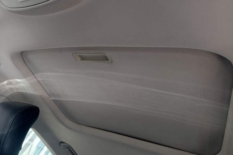 Used Ford Mondeo 2013 2.0L GTDi240 Luxury Sport Model Interior 9