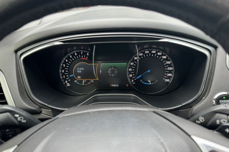 Used Ford Mondeo 2013 2.0L GTDi240 Luxury Sport Model Interior 9