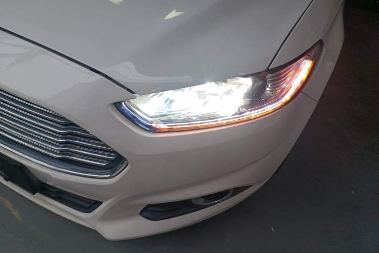 Used Ford Mondeo 2013 1.5L GTDi180 Fashion Edition Left Front Headlight