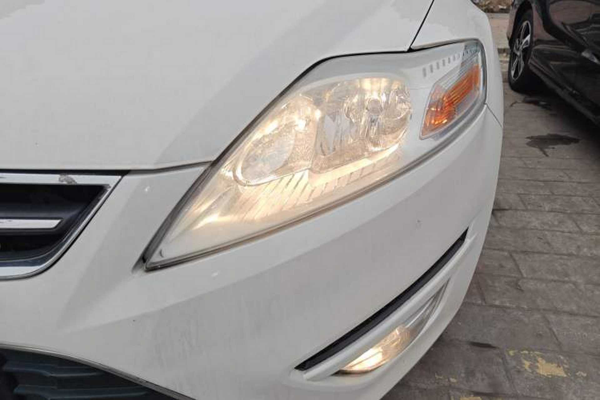 Used Ford Mondeo 2013 2.3L Fashion Edition Left Front Headlight