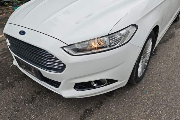 Used Ford Mondeo 2013 2.0L GTDi 200 Fashion Edition Left Front Headlight