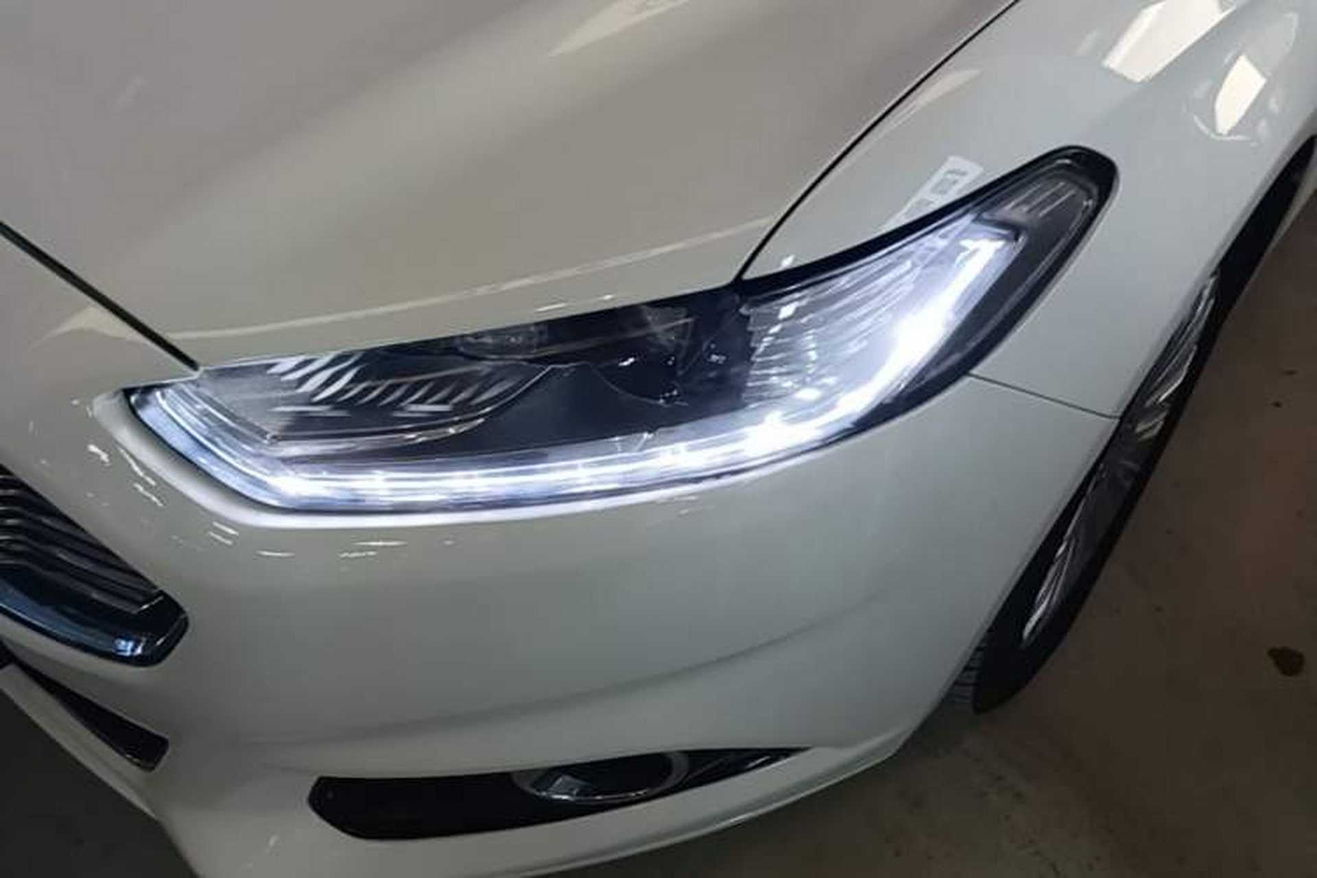 Used Ford Mondeo 2013 2.0L GTDi 200 Fashion Edition Left Front Headlight