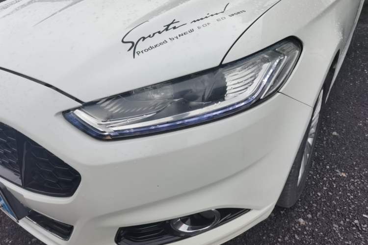 Used Ford Mondeo 2013 2.0L GTDi 200 Fashion Edition Left Front Headlight