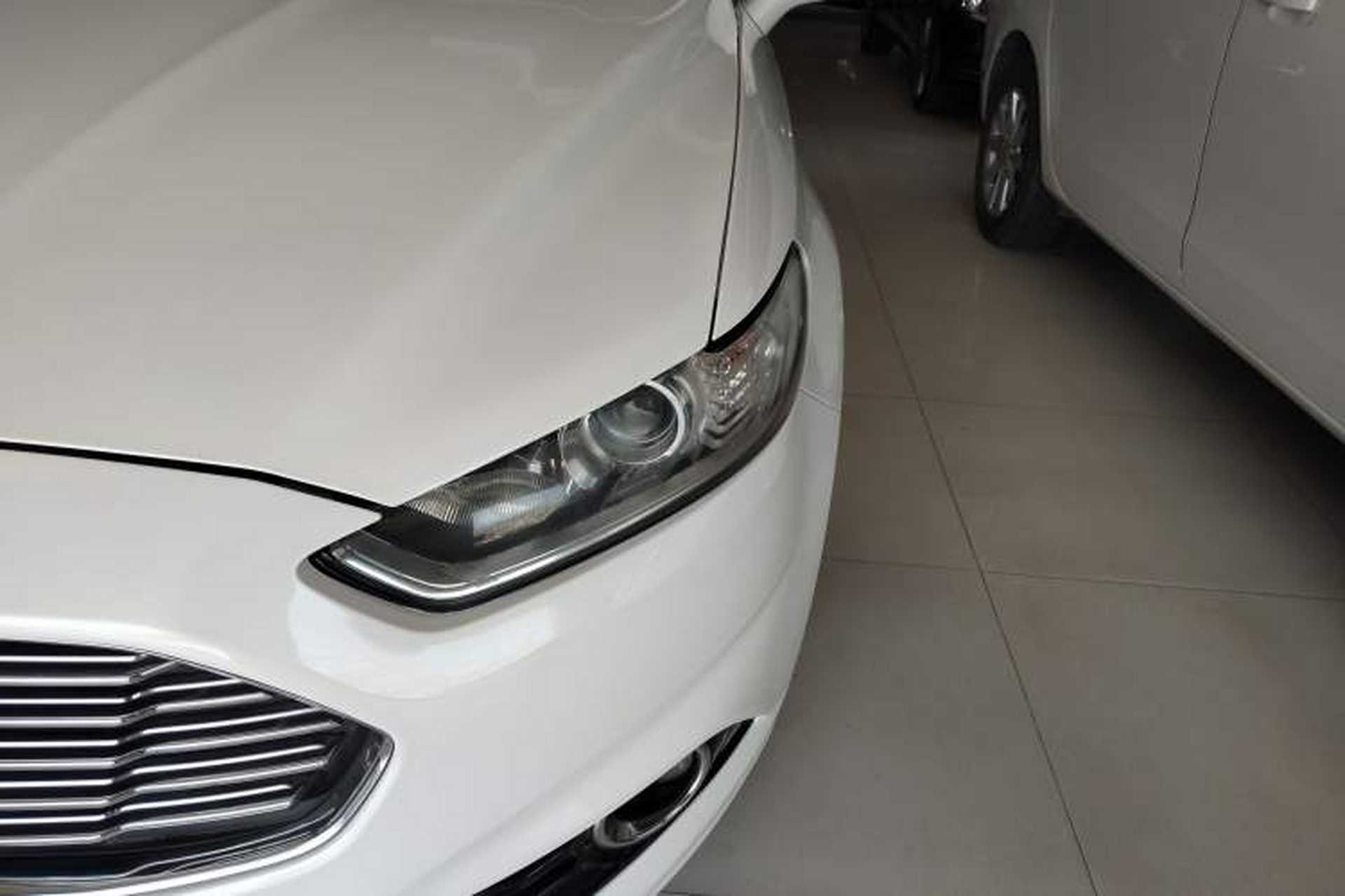 Used Ford Mondeo 2013 2.0L GTDi 200 Fashion Edition Left Front Headlight
