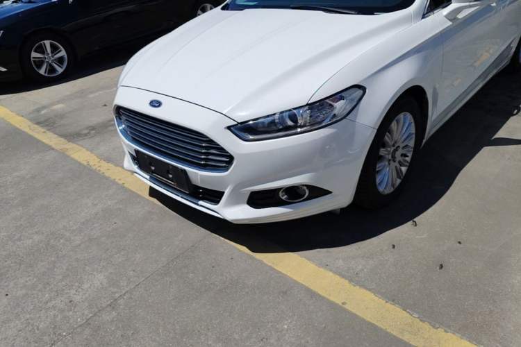 Used Ford Mondeo 2013 2.0L GTDi 200 Fashion Edition Left Front Headlight
