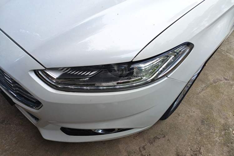 Used Ford Mondeo 2013 2.0L GTDi 200 Luxury Model Left Front Headlight
