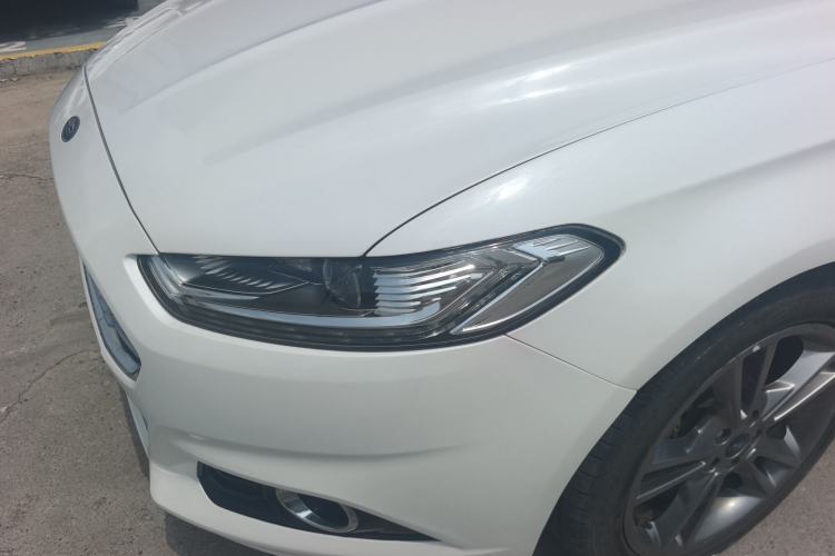 Used Ford Mondeo 2013 2.0L GTDi240 Luxury Sport Model Left Front Headlight
