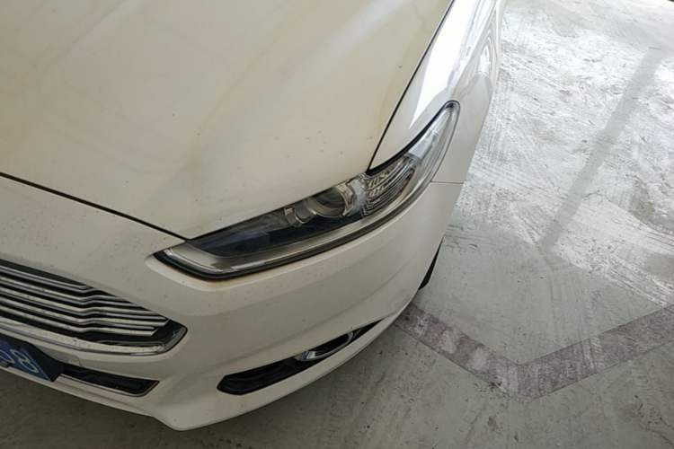 Used Ford Mondeo 2013 2.0L GTDi 200 Fashion Edition Left Front Headlight
