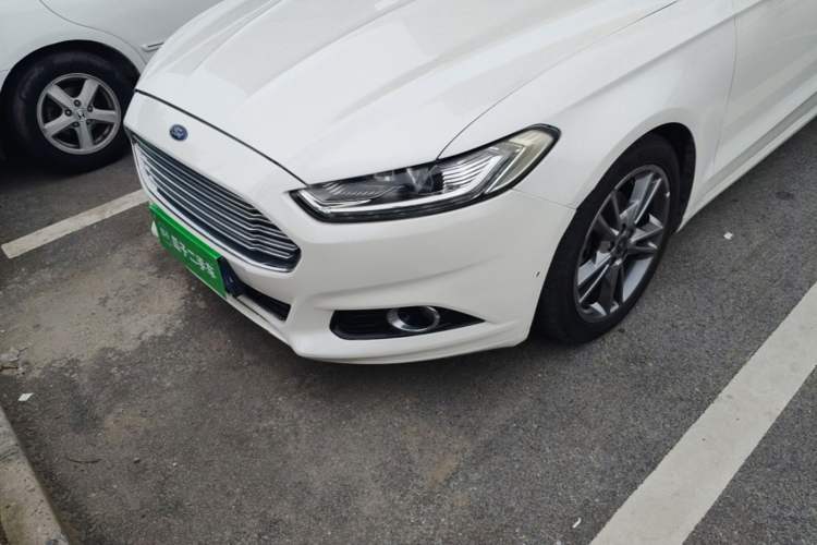 Used Ford Mondeo 2013 2.0L GTDi240 Luxury Sport Model Left Front Headlight