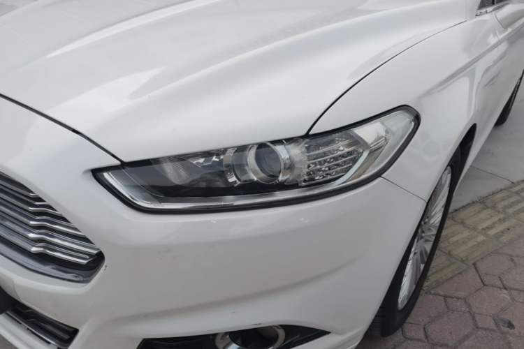 Used Ford Mondeo 2013 2.0L GTDi 200 Fashion Edition Left Front Headlight