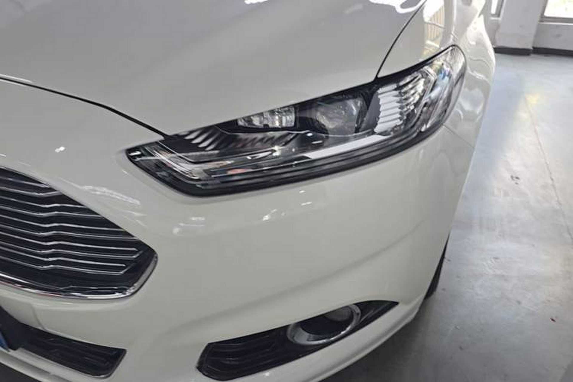 Used Ford Mondeo 2013 2.0L GTDi 200 Luxury Model Left Front Headlight