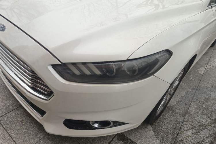 Used Ford Mondeo 2013 2.0L GTDi 200 Fashion Edition Left Front Headlight