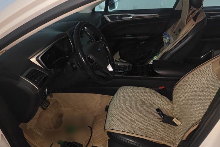 Used Ford Mondeo 2013 2.0L GTDi 200 Luxury Model Left Front Seat