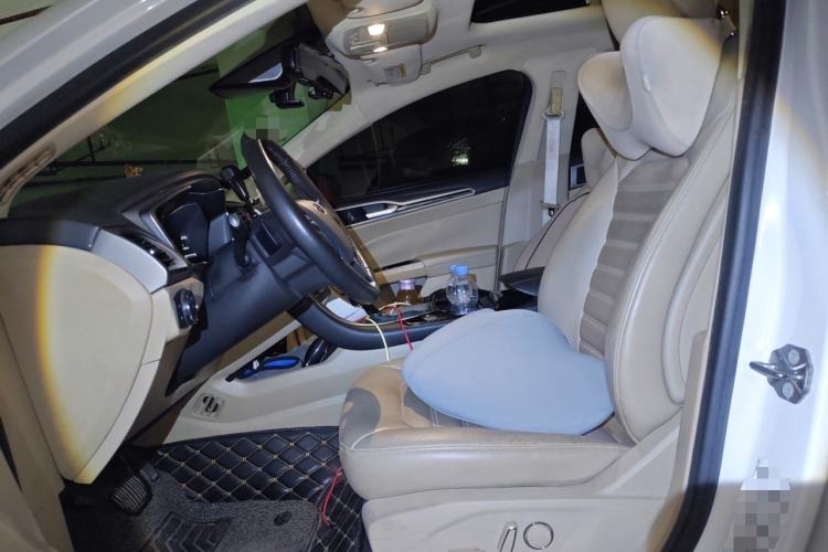 Used Ford Mondeo 2013 2.0L GTDi 200 Luxury Model Left Front Seat