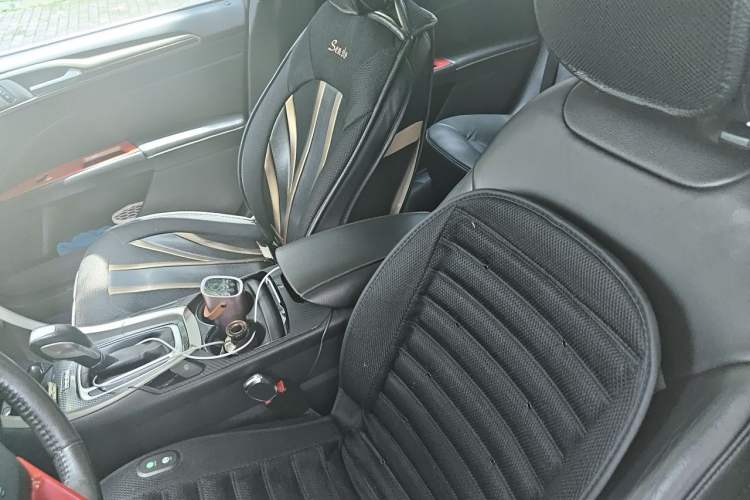 Used Ford Mondeo 2013 2.0L GTDi 200 Fashion Edition Left Front Seat