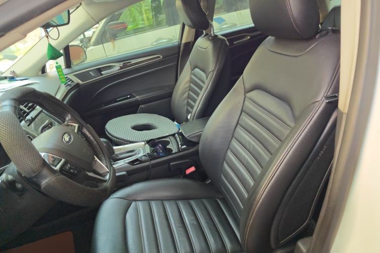 Used Ford Mondeo 2013 2.0L GTDi 200 Fashion Edition Left Front Seat