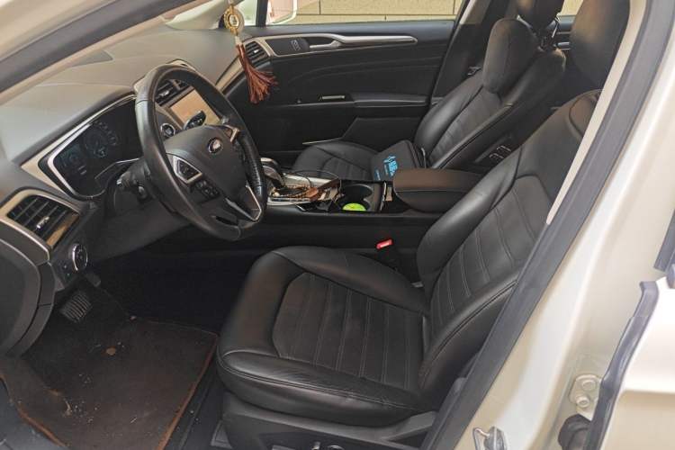 Used Ford Mondeo 2013 2.0L GTDi240 Flagship Edition Left Front Seat