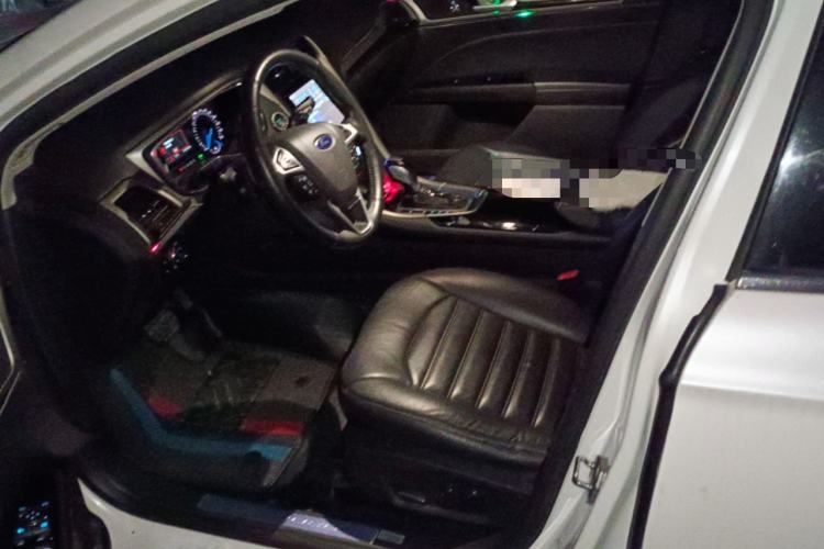 Used Ford Mondeo 2013 2.0L GTDi 200 Fashion Edition Left Front Seat