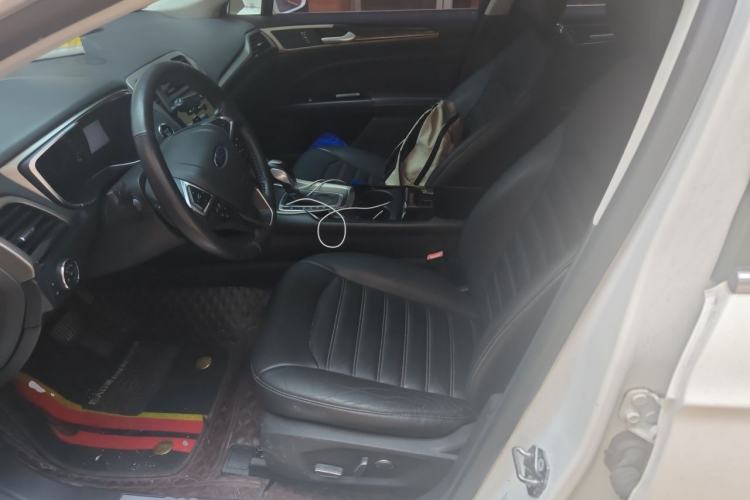 Used Ford Mondeo 2013 2.0L GTDi 200 Fashion Edition Left Front Seat