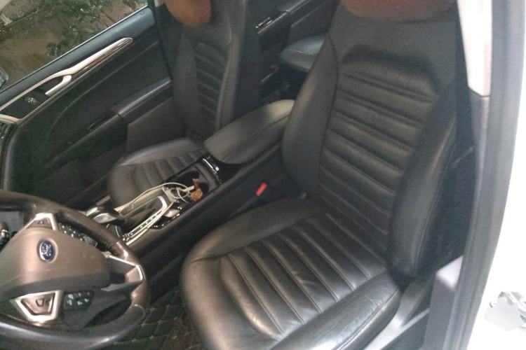 Used Ford Mondeo 2013 2.0L GTDi 200 Fashion Edition Left Front Seat