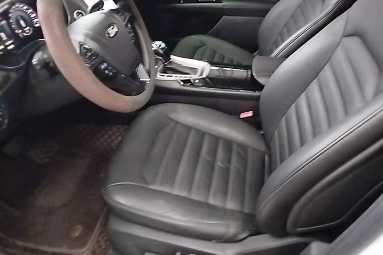 Used Ford Mondeo 2013 2.0L GTDi 200 Luxury Model Left Front Seat
