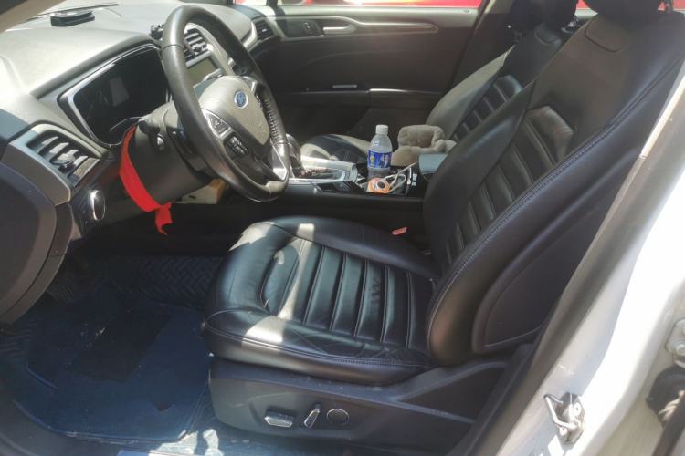 Used Ford Mondeo 2013 2.0L GTDi 200 Luxury Model Left Front Seat