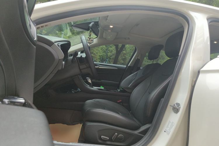 Used Ford Mondeo 2013 2.0L GTDi240 Luxury Sport Model Left Front Seat