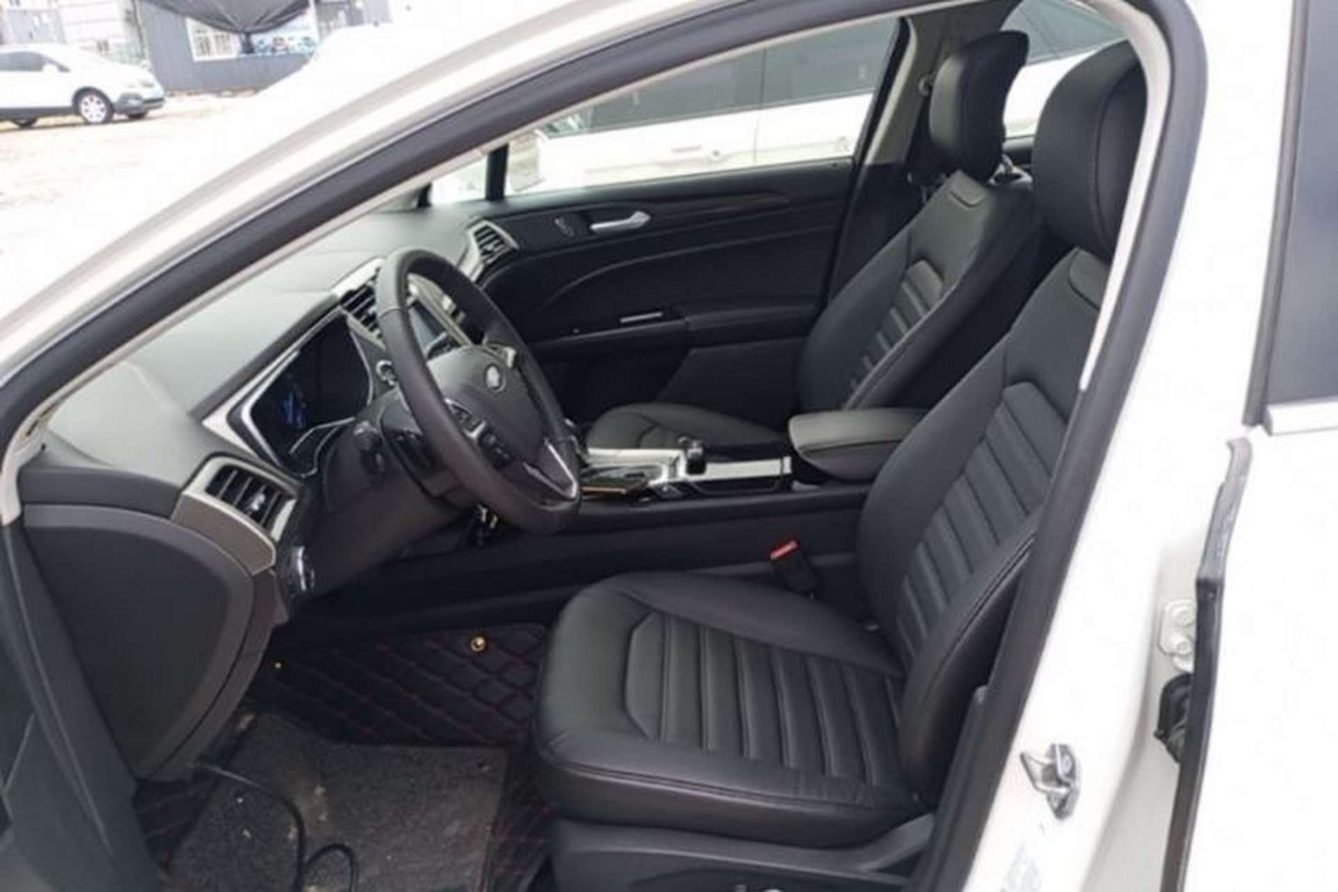 Used Ford Mondeo 2013 2.0L GTDi 200 Fashion Edition Left Front Seat
