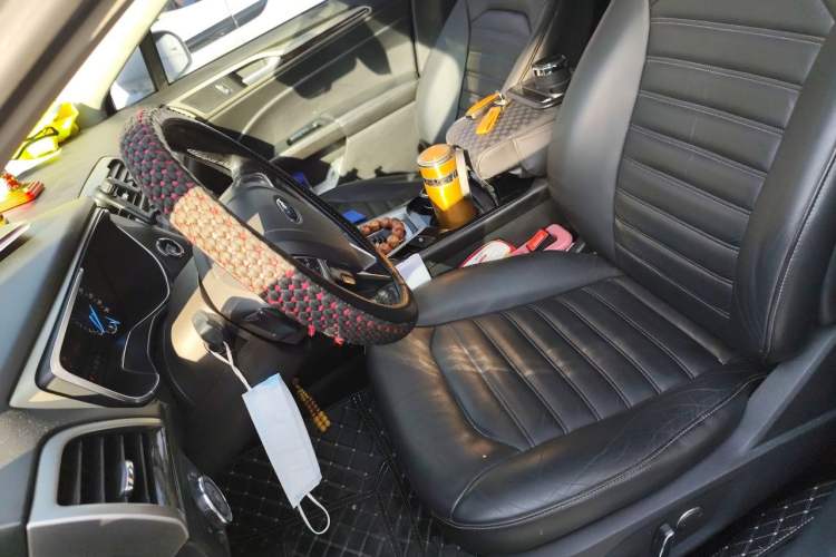 Used Ford Mondeo 2013 2.0L GTDi 200 Luxury Model Left Front Seat