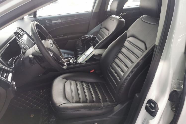 Used Ford Mondeo 2013 2.0L GTDi 200 Fashion Edition Left Front Seat