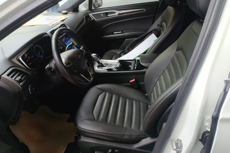 Used Ford Mondeo 2013 2.0L GTDi 200 Fashion Edition Left Front Seat