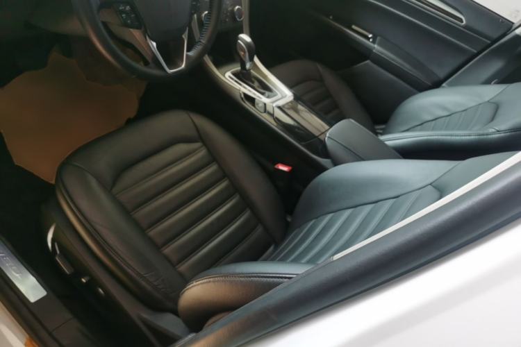 Used Ford Mondeo 2013 2.0L GTDi 200 Fashion Edition Left Front Seat