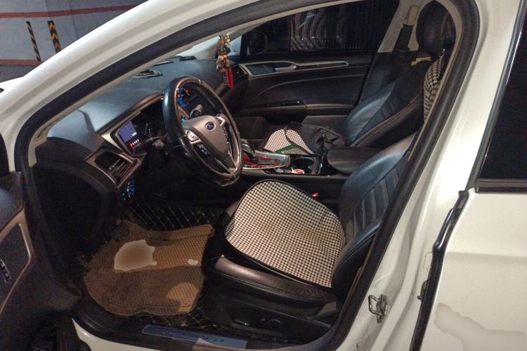 Used Ford Mondeo 2013 2.0L GTDi 200 Fashion Edition Left Front Seat