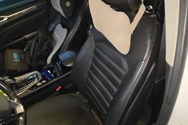Used Ford Mondeo 2013 2.0L GTDi 200 Fashion Edition Left Front Seat
