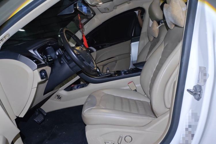 Used Ford Mondeo 2013 2.0L GTDi 200 Luxury Model Left Front Seat