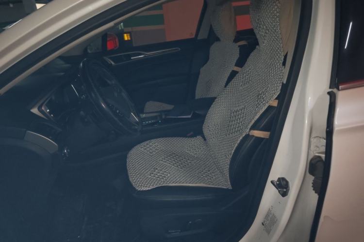 Used Ford Mondeo 2013 2.0L GTDi 200 Fashion Edition Left Front Seat