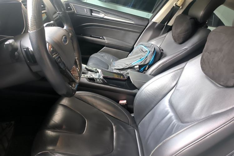 Used Ford Mondeo 2013 2.0L GTDi240 Luxury Sport Model Left Front Seat