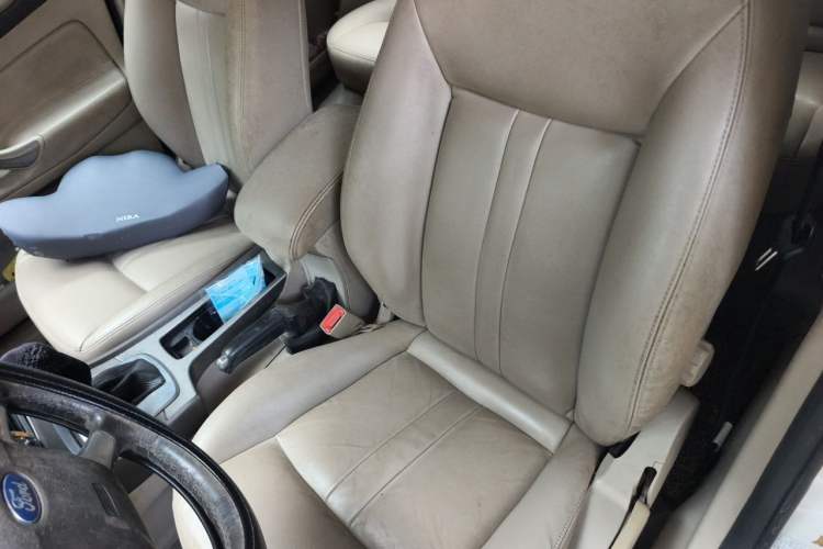 Used Ford Mondeo 2013 2.3L Fashion Edition Left Front Seat