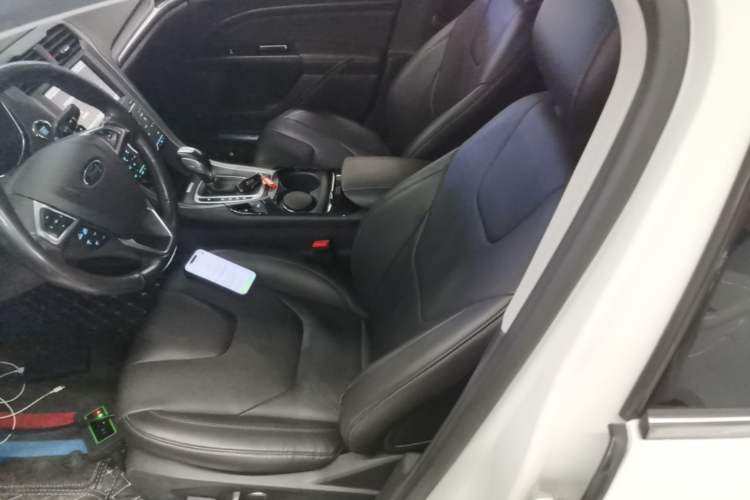 Used Ford Mondeo 2013 2.0L GTDi240 Luxury Sport Model Left Front Seat