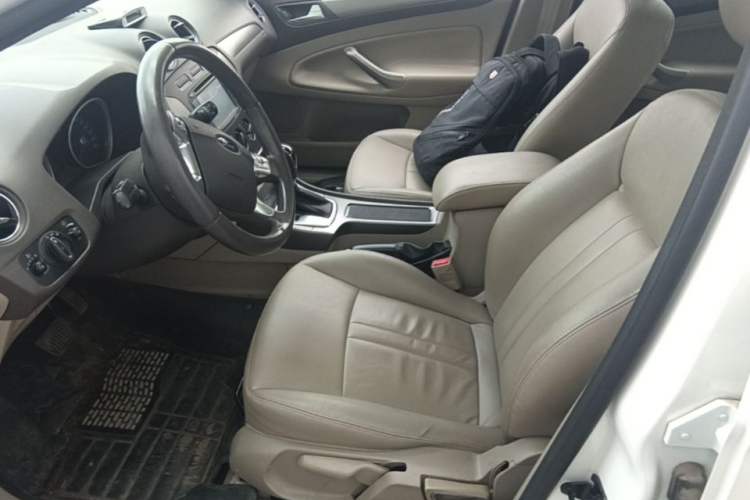Used Ford Mondeo 2013 2.3L Fashion Edition Left Front Seat