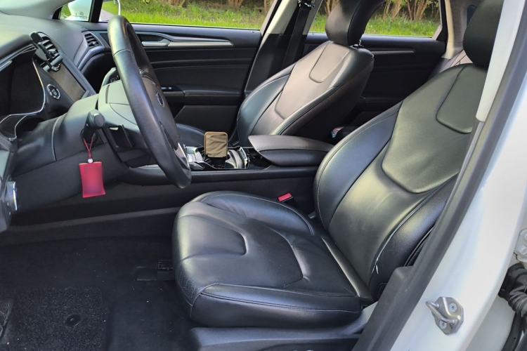 Used Ford Mondeo 2013 2.0L GTDi240 Luxury Sport Model Left Front Seat