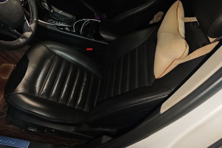 Used Ford Mondeo 2013 2.0L GTDi 200 Fashion Edition Left Front Seat