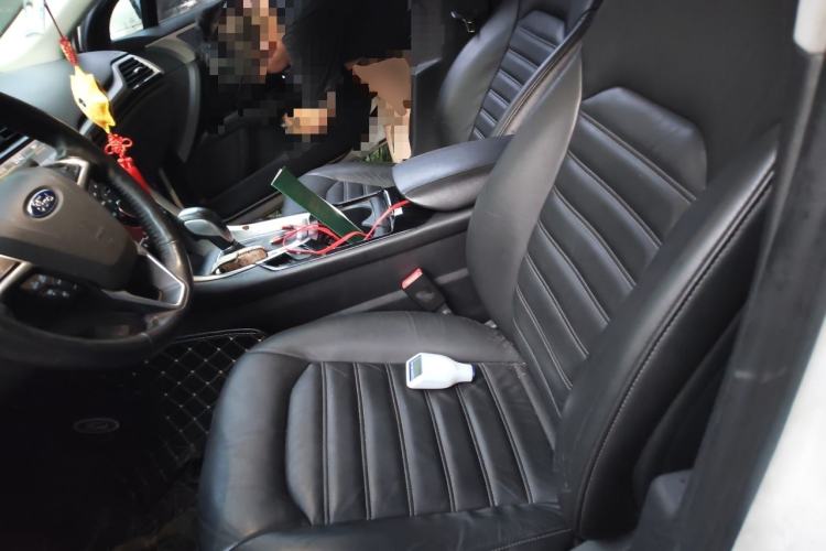 Used Ford Mondeo 2013 2.0L GTDi 200 Fashion Edition Left Front Seat