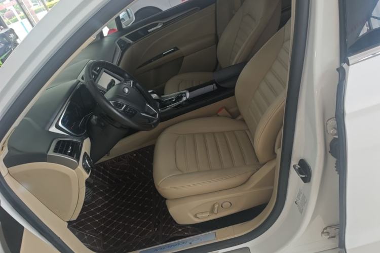 Used Ford Mondeo 2013 2.0L GTDi 200 Fashion Edition Left Front Seat