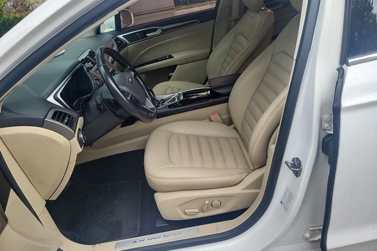 Used Ford Mondeo 2013 2.0L GTDi 200 Fashion Edition Left Front Seat