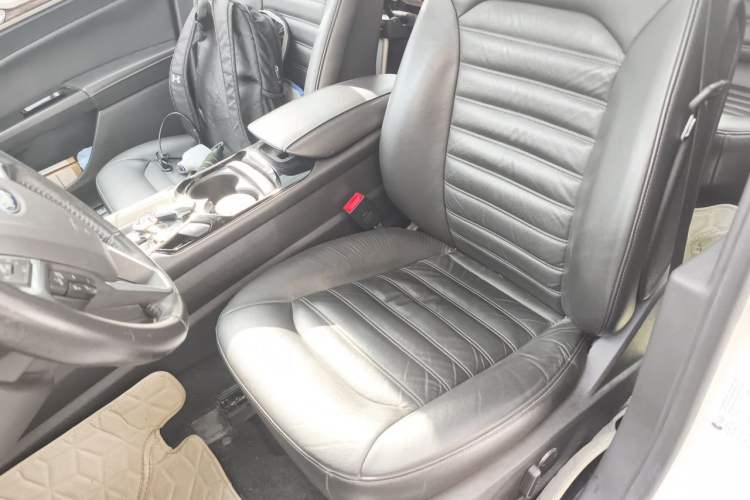 Used Ford Mondeo 2013 2.0L GTDi 200 Fashion Edition Left Front Seat