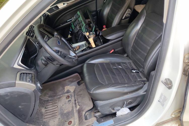 Used Ford Mondeo 2013 2.0L GTDi240 Ultimate Edition Left Front Seat