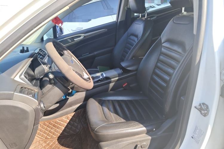 Used Ford Mondeo 2013 2.0L GTDi 200 Luxury Model Left Front Seat