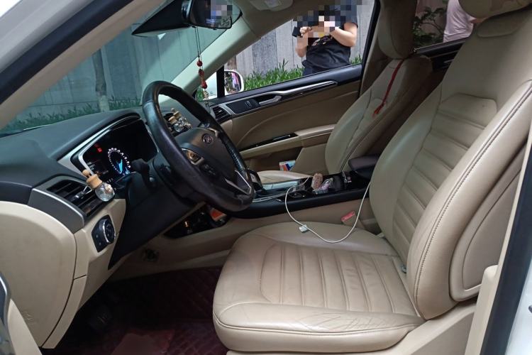 Used Ford Mondeo 2013 2.0L GTDi 200 Fashion Edition Left Front Seat